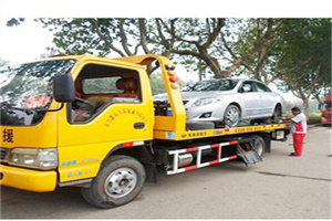 竹山附近24小时汽车拖车服务热线